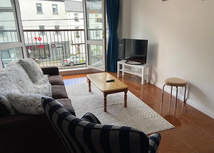 דירה Promview House